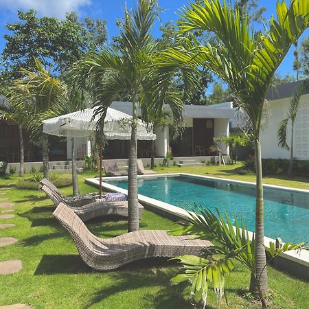 Tropical Almond Villa ウルワツ エクステリア 写真