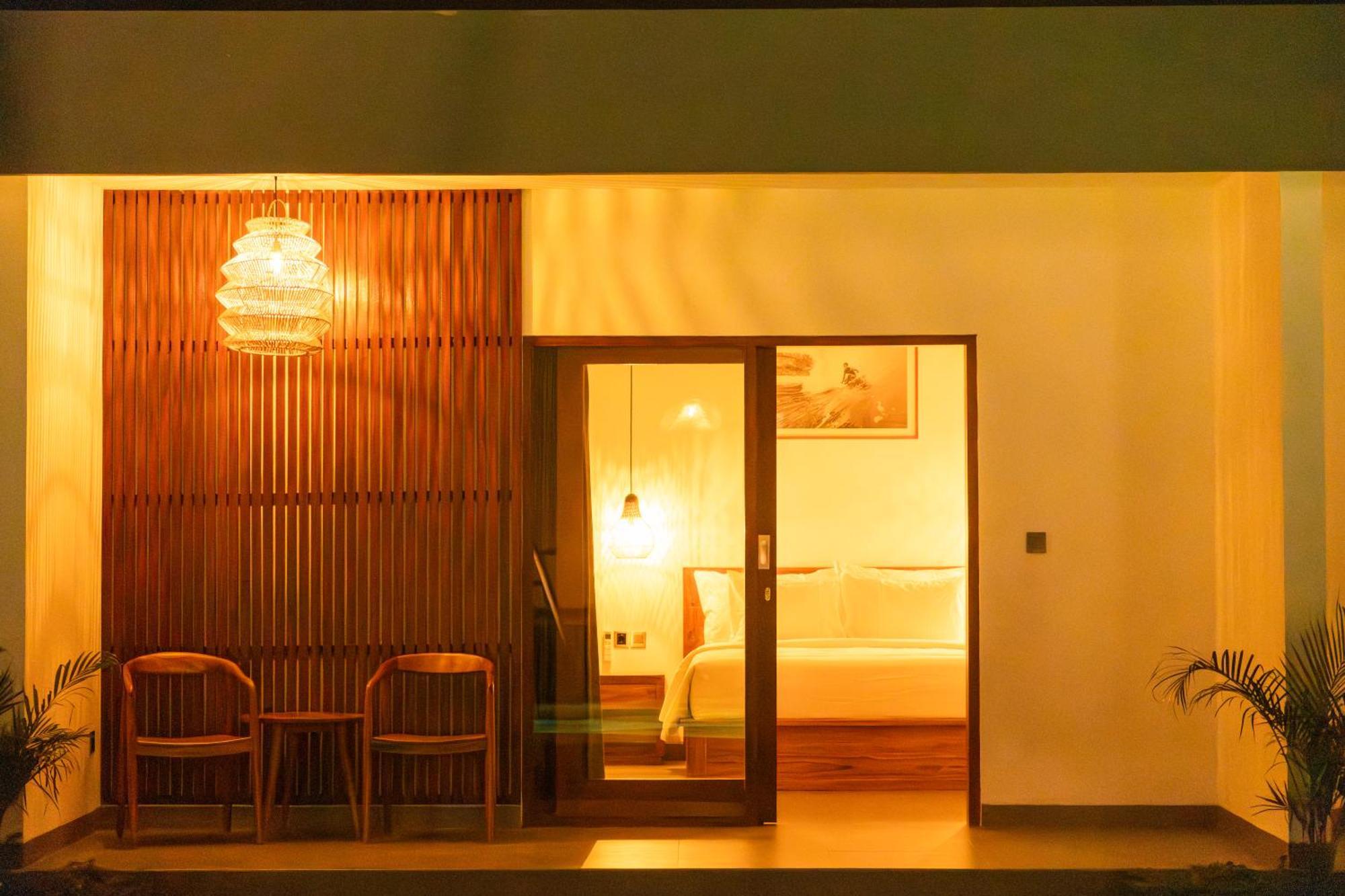 Tropical Almond Villa ウルワツ エクステリア 写真