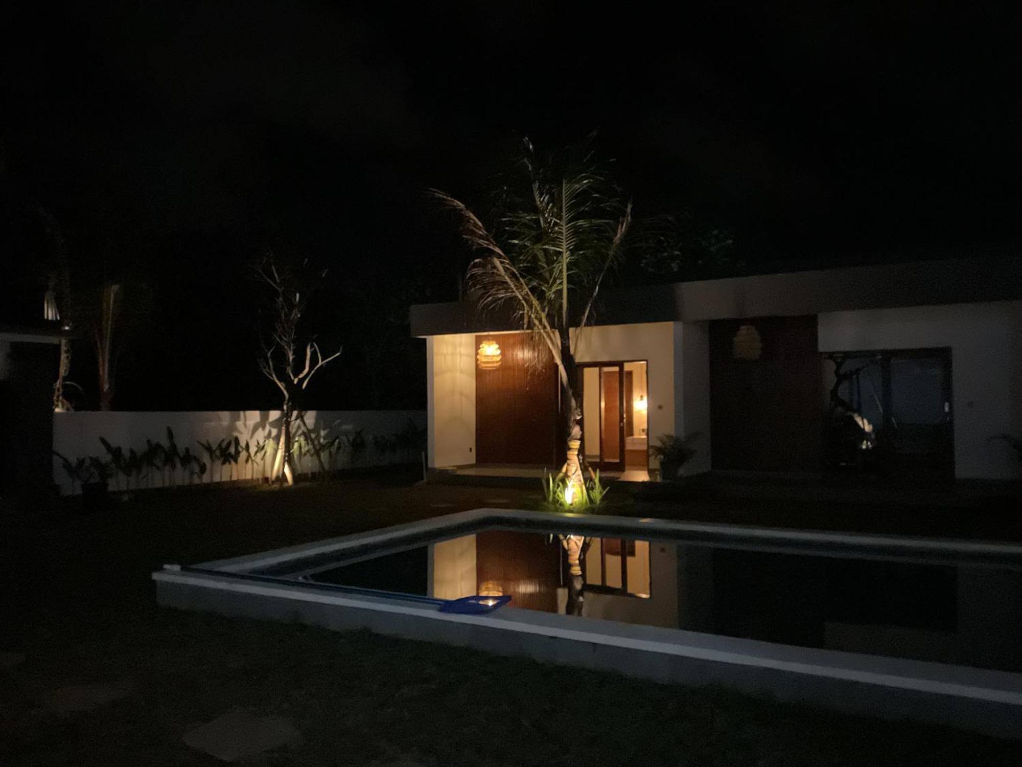 Tropical Almond Villa ウルワツ エクステリア 写真