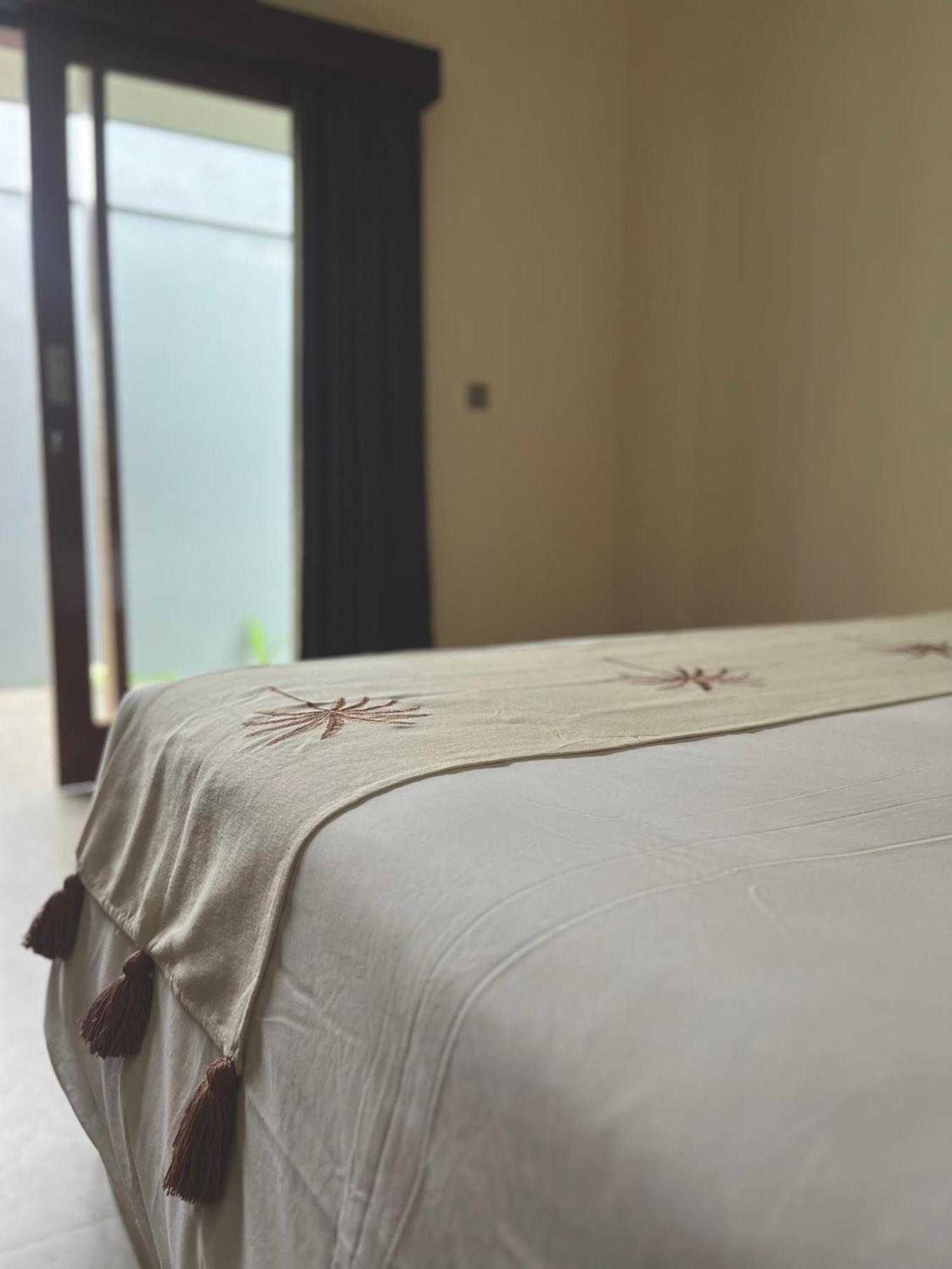 Tropical Almond Villa ウルワツ エクステリア 写真