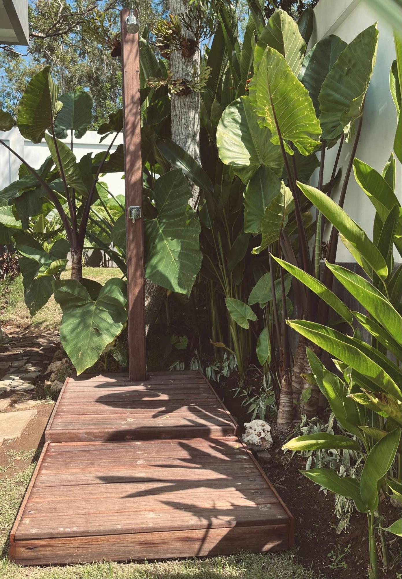 Tropical Almond Villa ウルワツ エクステリア 写真
