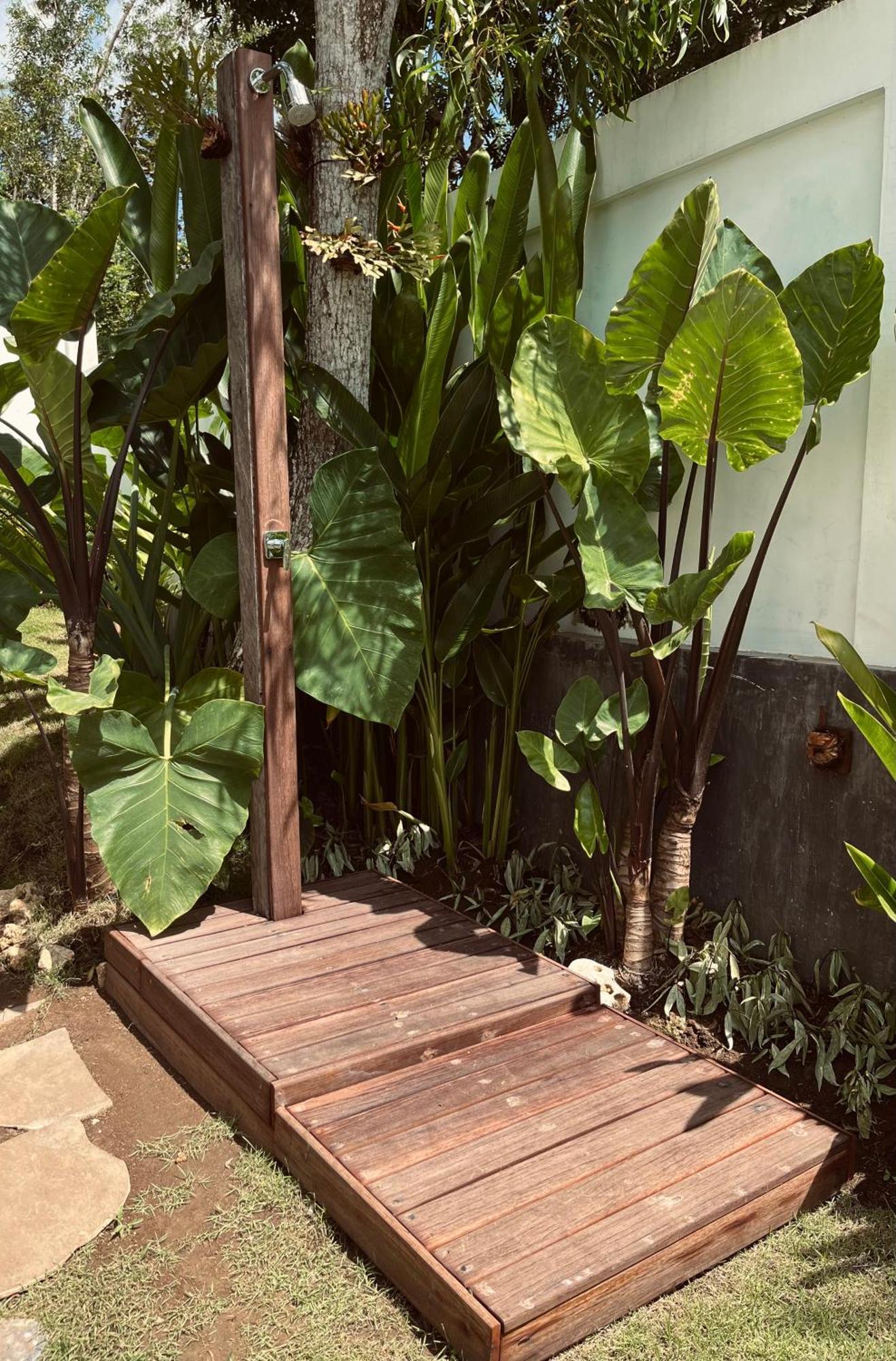 Tropical Almond Villa ウルワツ エクステリア 写真